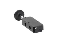 #B2400-B39 3 POSITION PUSH/PULL VALVE